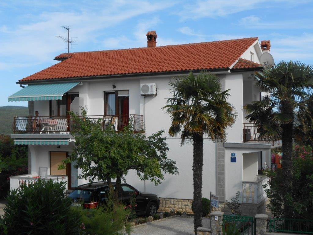 Apartmani Braut Kornić Exteriér fotografie