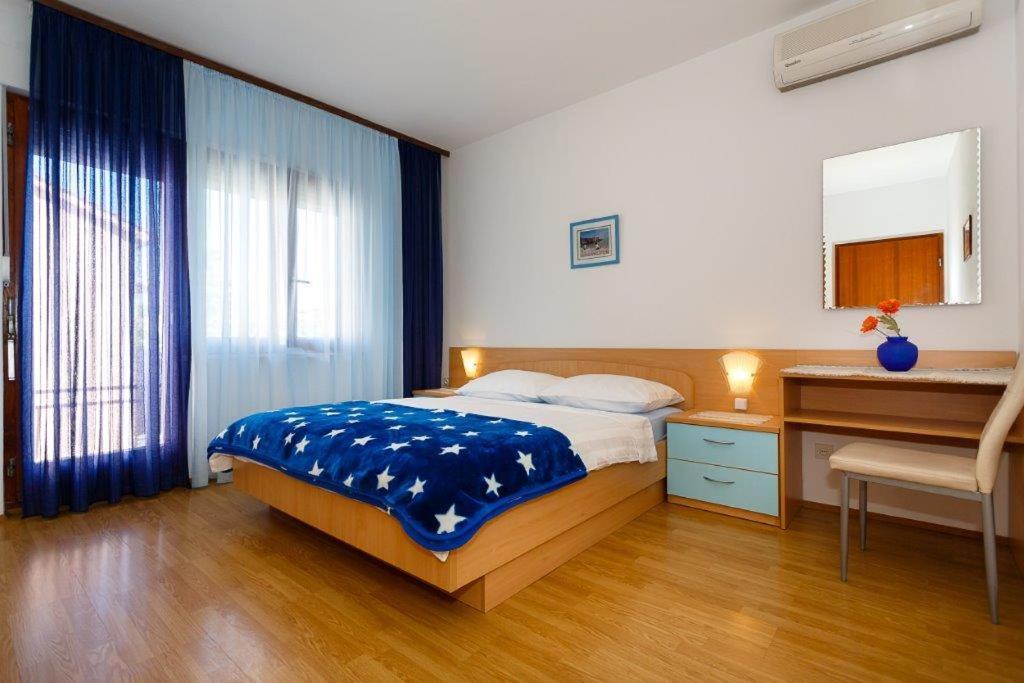 Apartmani Braut Kornić Exteriér fotografie