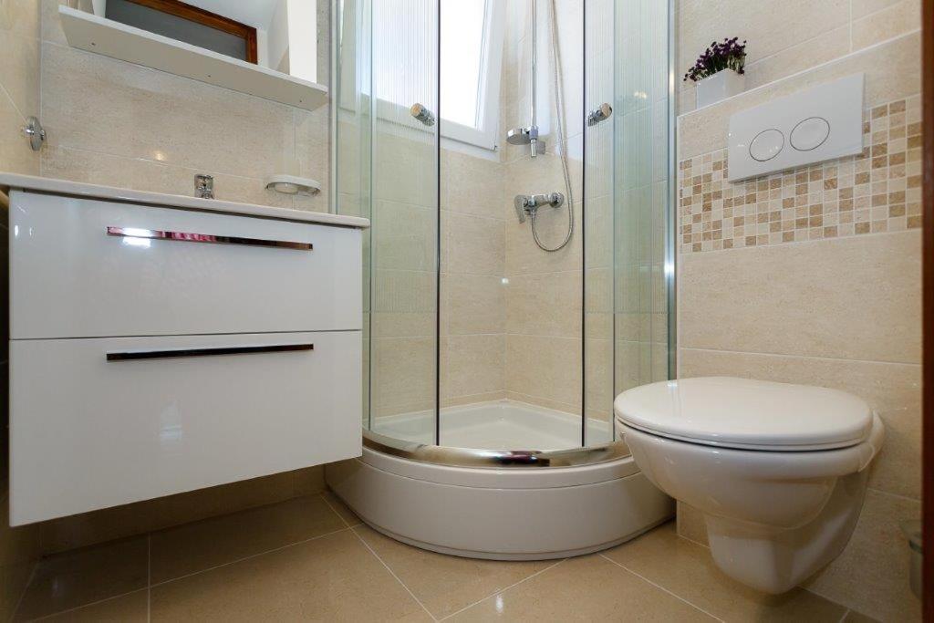 Apartmani Braut Kornić Exteriér fotografie