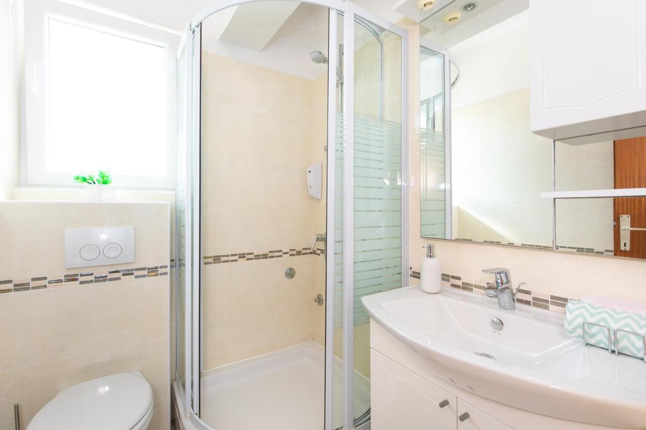 Apartmani Braut Kornić Exteriér fotografie