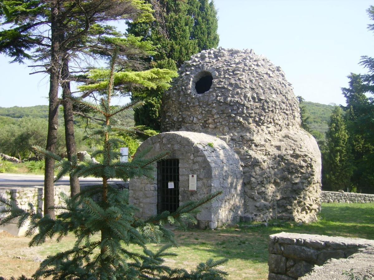 Apartmani Braut Kornić Exteriér fotografie